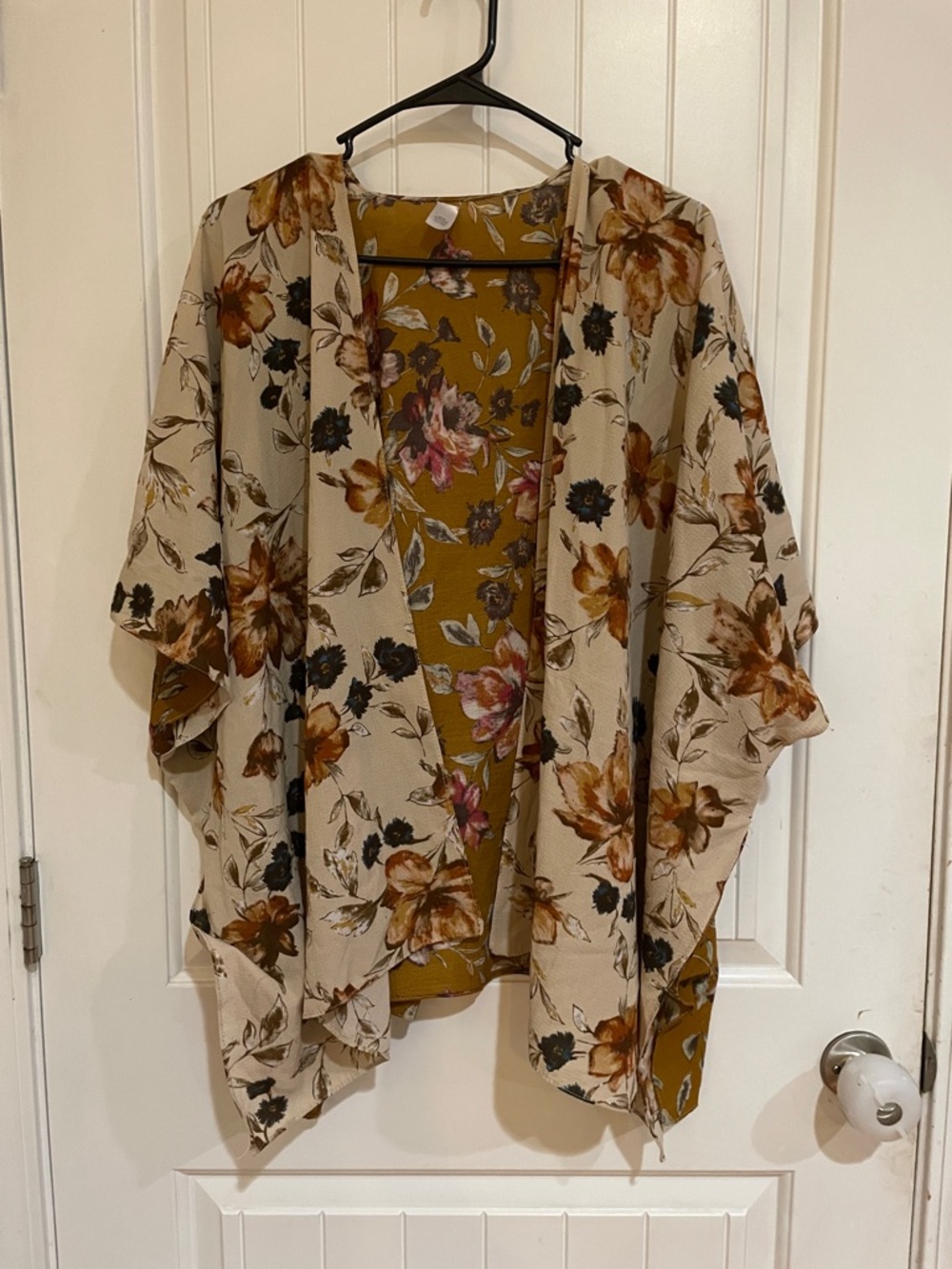 Open Front kimono style cover L/XL pretty fall gold rose and crème colors
